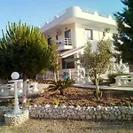 Heaven Hotell 3*
