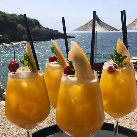 Heaven Hotel