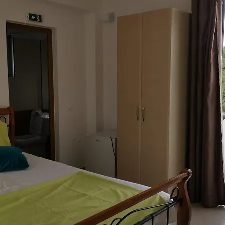 Hotel Heaven 3*